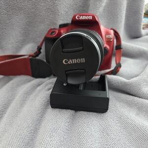 Canon EOS Rebel T6 Digital DSLR Camera with 18-55 mm Lens